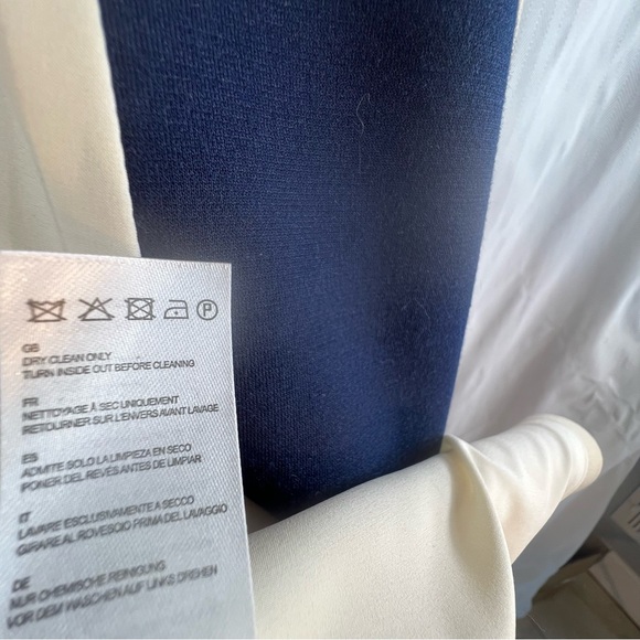 Elegant Cream and Navy Women's Trench Coat - Picture 11 of 12